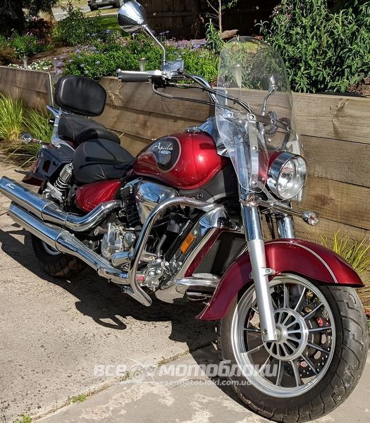 Мотоцикл HYOSUNG ST7 DELUXE MOT-375 фото