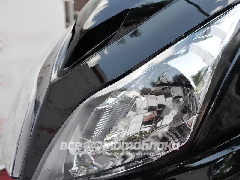 Скутер SPARK SP150S-17R SKU-021 фото
