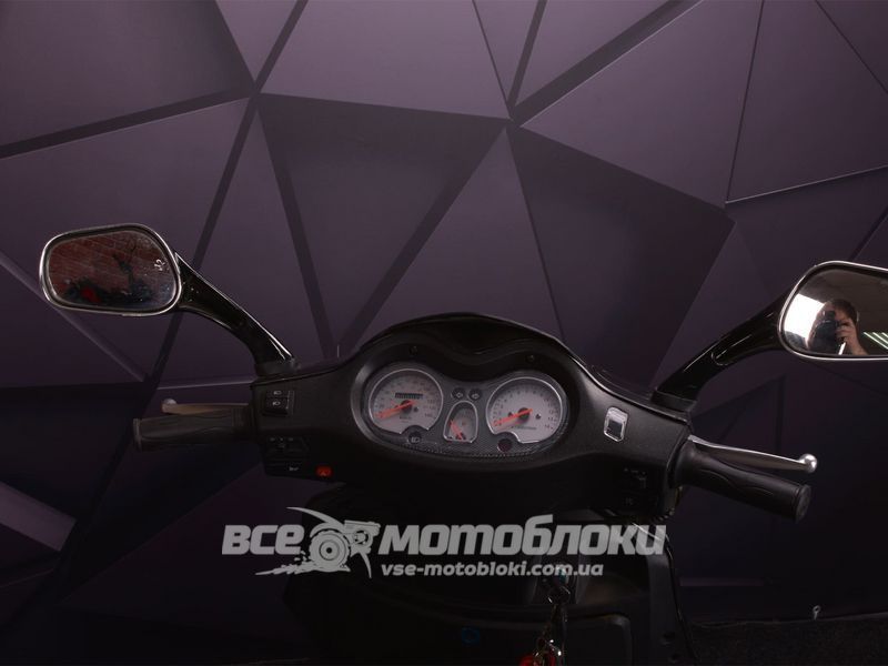 Скутер SPARK SP150S-17R SKU-021 фото