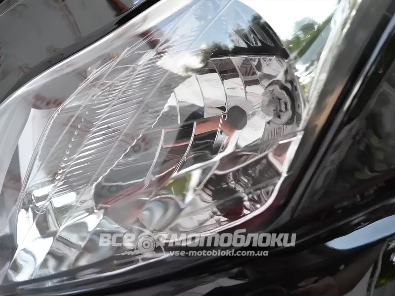 Скутер SPARK SP150S-17R SKU-021 фото