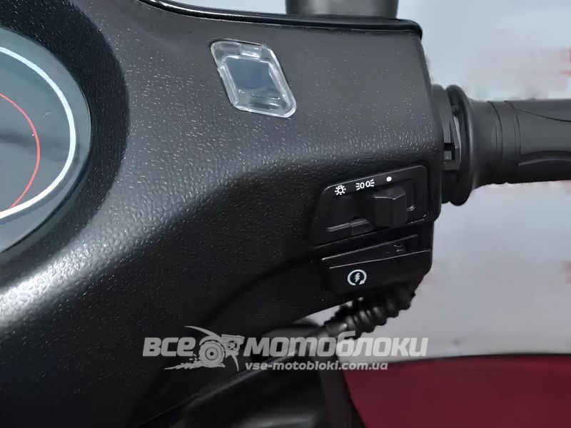 Скутер SPARK SP150S-17R SKU-021 фото