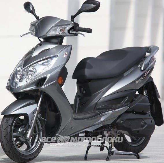 Скутер Kymco Movie S (Racing) SKU-072 фото