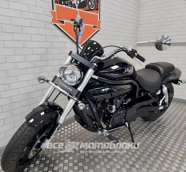 Мотоцикл HYOSUNG GV650 (GV650 AQUILA PRO) MOT-376 фото