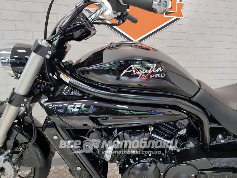 Мотоцикл HYOSUNG GV650 (GV650 AQUILA PRO) MOT-376 фото
