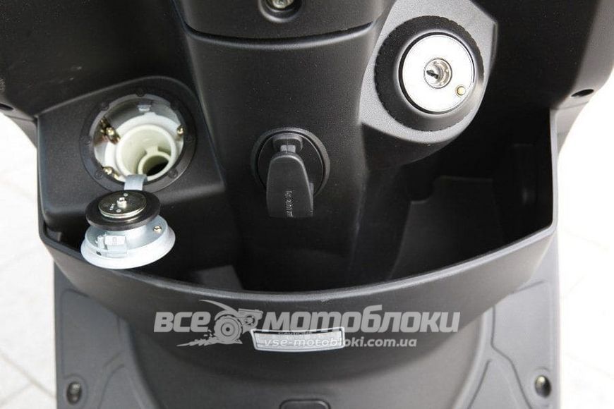 Скутер Kymco Movie S (Racing) SKU-072 фото
