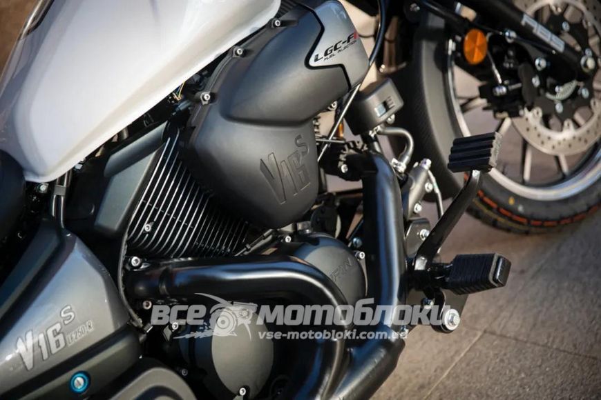 Мотоцикл LIFAN V16S С СИСТЕМОЙ ABS MOT-324 фото