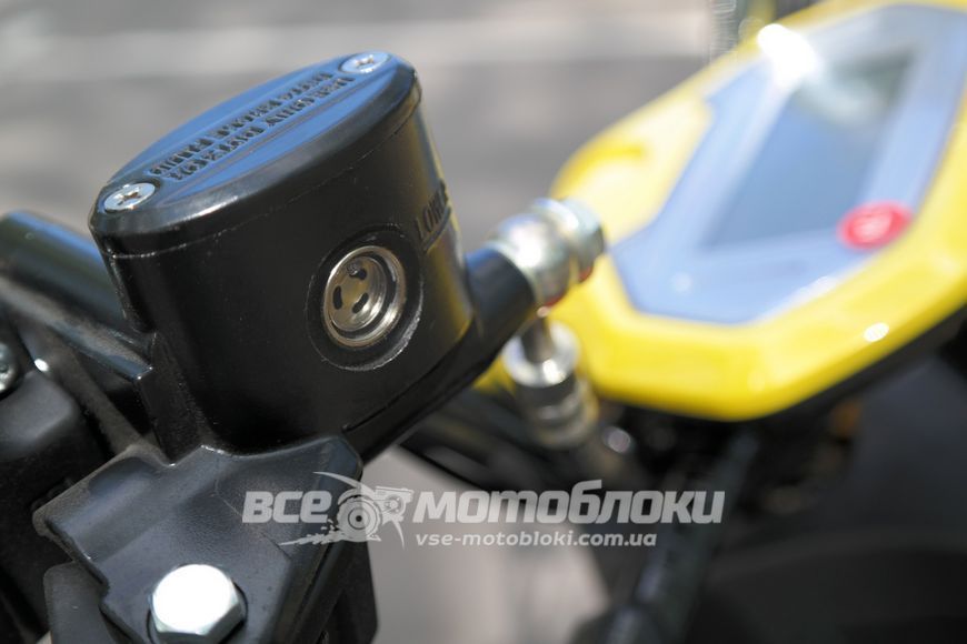 Електроскутер Maxxter Lux Plus ELS-014 фото