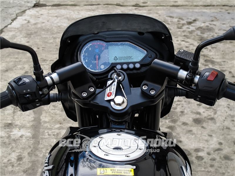 Мотоцикл BAJAJ PULSAR 180 NEON MOT-024 фото