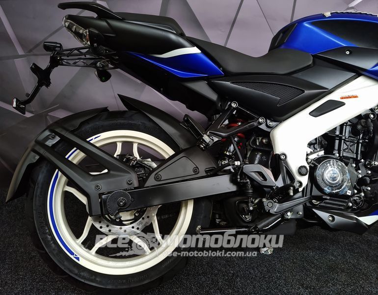 Мотоцикл BAJAJ PULSAR NS 200 MOT-025 фото