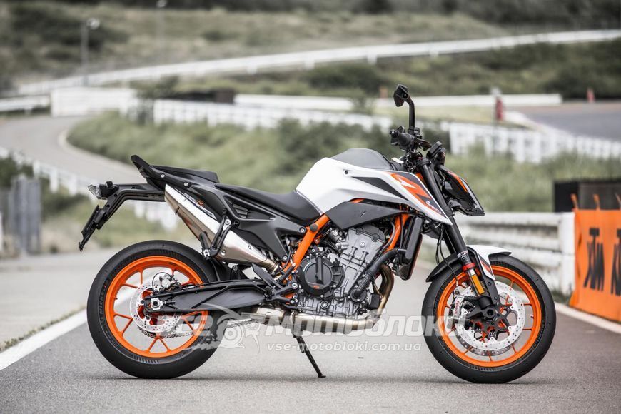Мотоцикл KTM 890 DUKE R MOT-125 фото