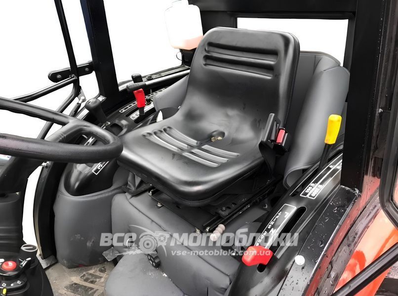 Мінітрактор BRANSON 2500 з кабіною JMT-24 фото