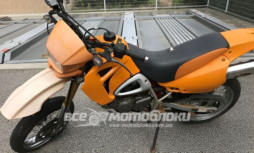 Мотоцикл HYOSUNG RX125SM MOT-380 фото