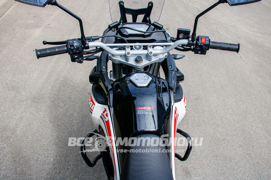 Мотоцикл LONCIN LX250GY-3G DS2 MOT-228 фото