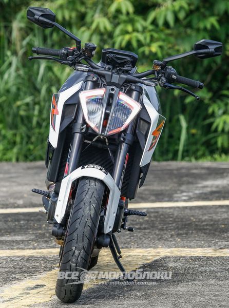 Мотоцикл KTM 1290 SUPER DUKE R MOT-128 фото