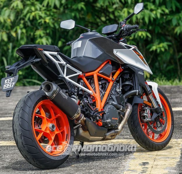 Мотоцикл KTM 1290 SUPER DUKE R MOT-128 фото