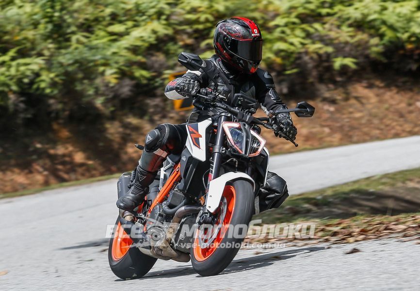 Мотоцикл KTM 1290 SUPER DUKE R MOT-128 фото