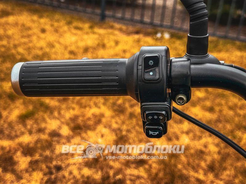 Електроскутер FORTE CR800 ELS-120 фото
