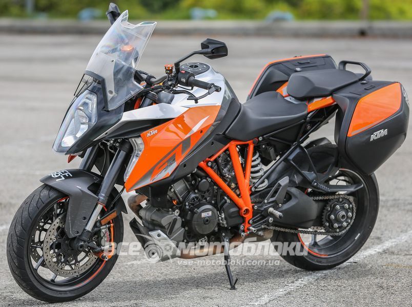 Мотоцикл KTM 1290 SUPER DUKE GT MOT-129 фото