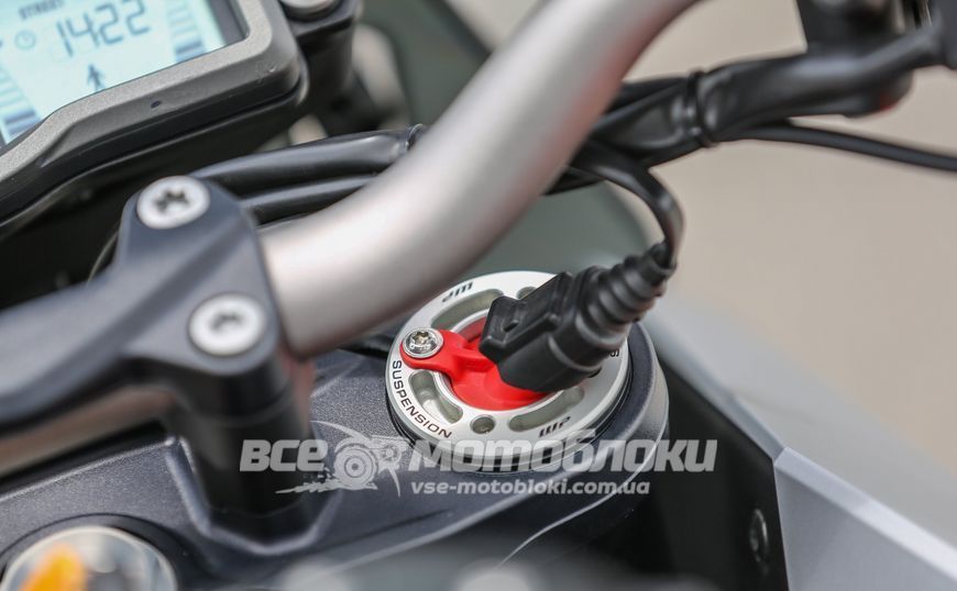 Мотоцикл KTM 1290 SUPER DUKE GT MOT-129 фото