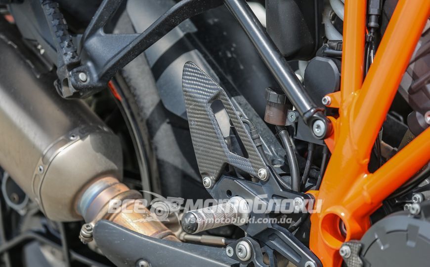 Мотоцикл KTM 1290 SUPER DUKE GT MOT-129 фото