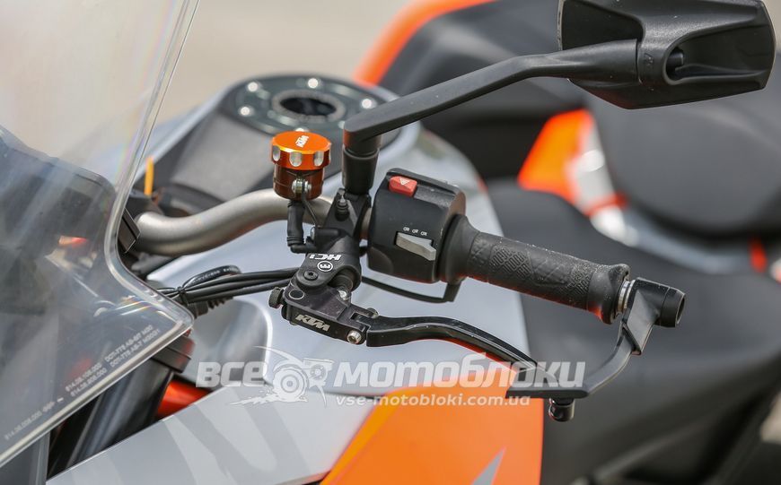 Мотоцикл KTM 1290 SUPER DUKE GT MOT-129 фото