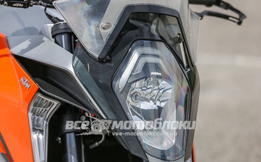 Мотоцикл KTM 1290 SUPER DUKE GT MOT-129 фото