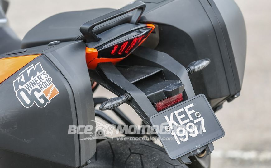 Мотоцикл KTM 1290 SUPER DUKE GT MOT-129 фото