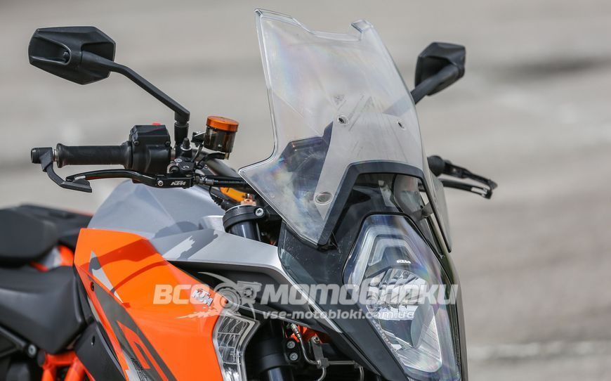 Мотоцикл KTM 1290 SUPER DUKE GT MOT-129 фото
