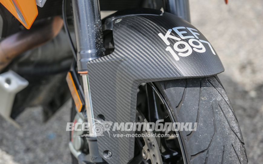 Мотоцикл KTM 1290 SUPER DUKE GT MOT-129 фото