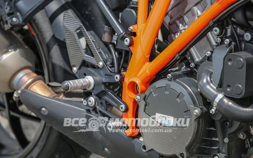 Мотоцикл KTM 1290 SUPER DUKE GT MOT-129 фото
