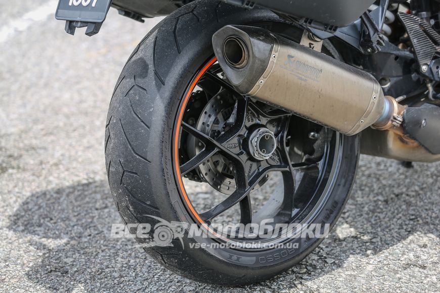 Мотоцикл KTM 1290 SUPER DUKE GT MOT-129 фото