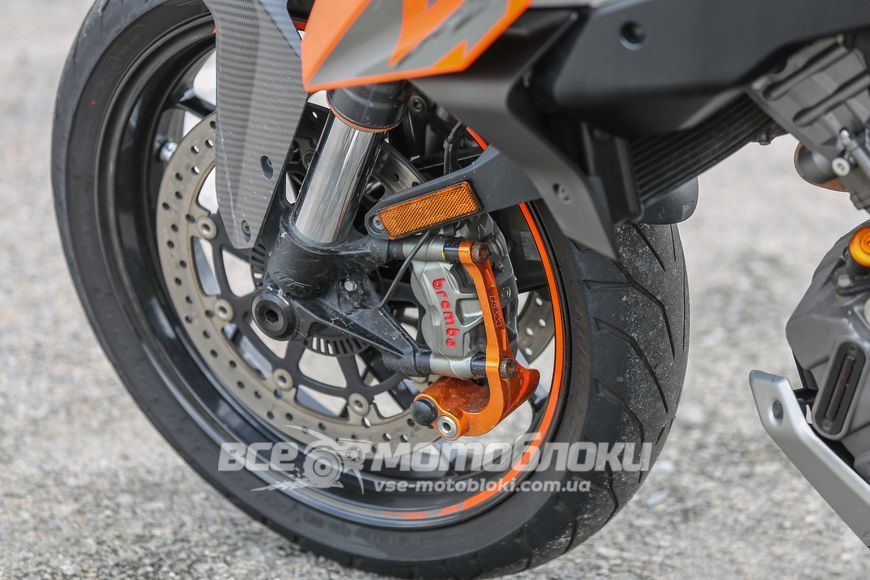 Мотоцикл KTM 1290 SUPER DUKE GT MOT-129 фото