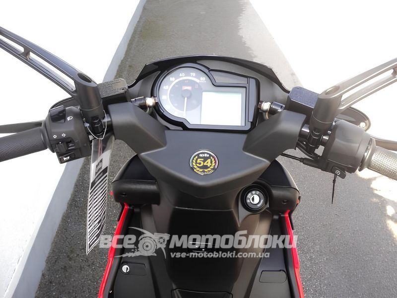 Скутер Aprilia SR 50 R SKU-080 фото