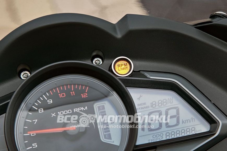 Мотоцикл BAJAJ PULSAR RS 200 MOT-032 фото
