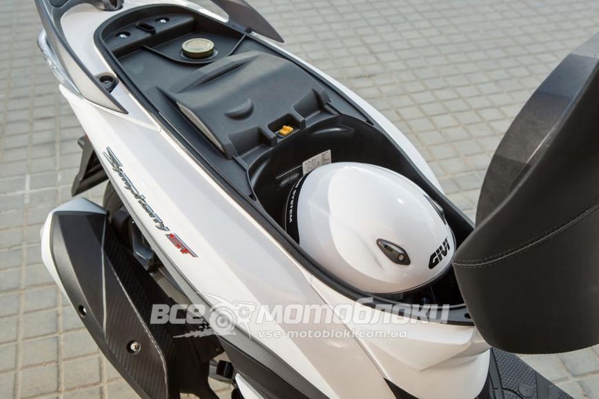 Скутер SYM SYMPHONY ST 200 SKU-032 фото