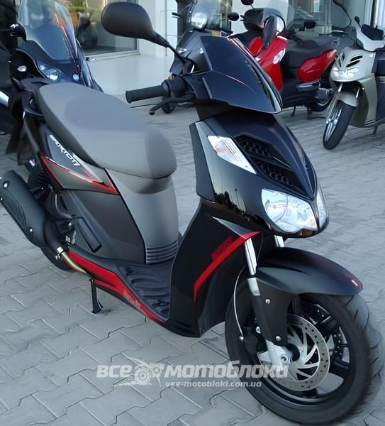 Скутер Aprilia SportCity Street SKU-083 фото