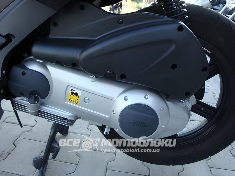 Скутер Aprilia SportCity Street SKU-083 фото