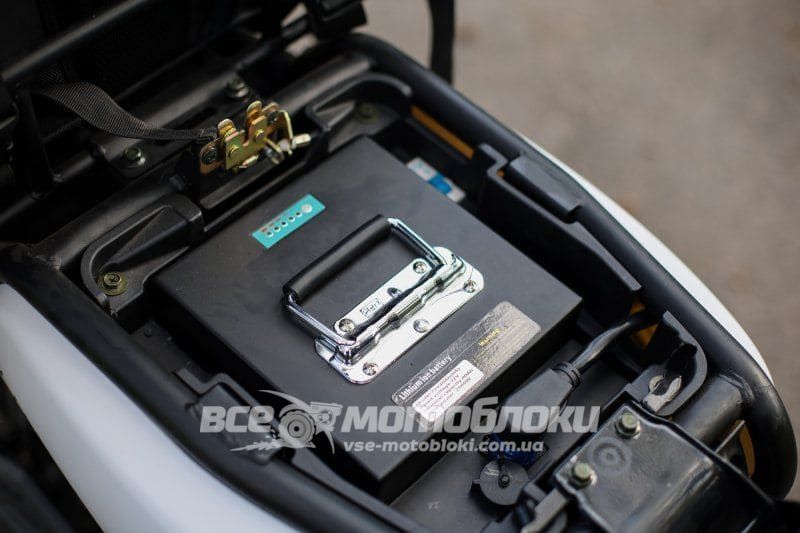 Электроскутер Maxxter COURIER ELS-033 фото