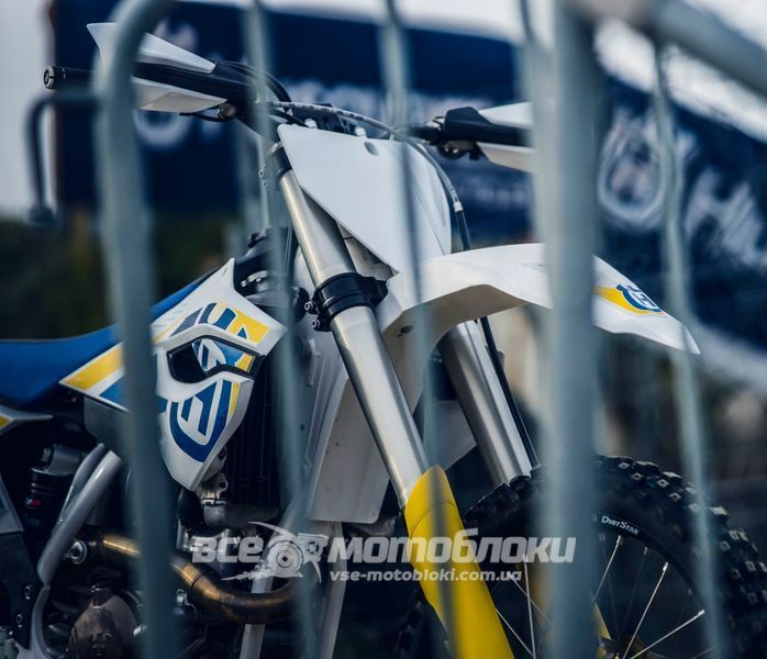 Мотоцикл HUSQVARNA FC 450 MOT-043 фото